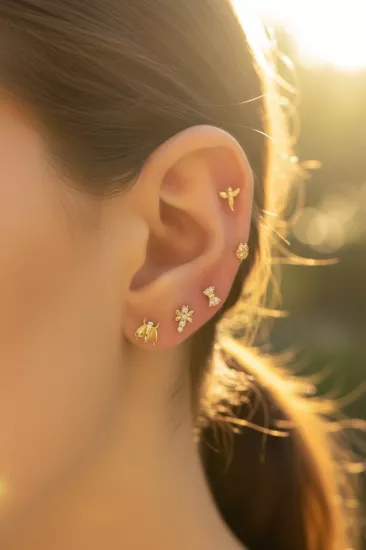 14 Ayar Altın Baykuş Model Tragus Küpe(25114-T007)