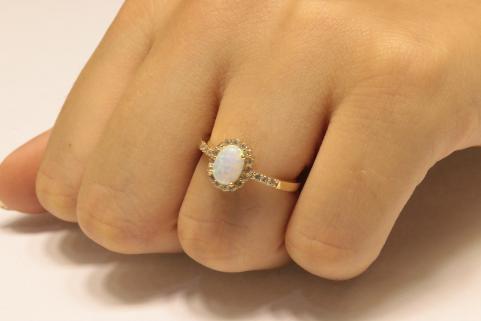 Altın Opal Taşlı Yüzük