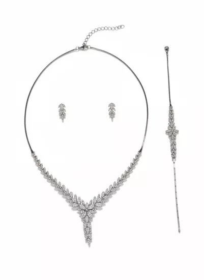  Beyaz Altın Papatya Model Su Yolu Taşlı Set