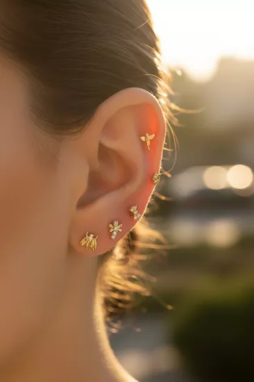 14 Ayar Altın Arı Model Tragus Küpe