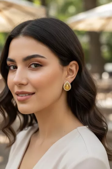 Altın Tuğra Model J Küpe