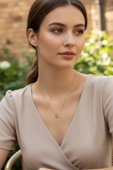 14 Ayar Altın Kelebek Model Kolye Uçlu Zincir