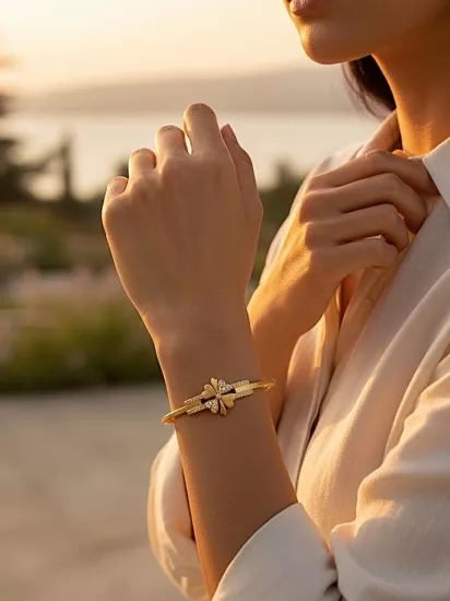 Altın Yonca Model Kelepçe Bilezik
